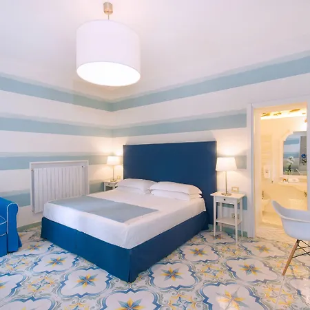 فندق مبيت وإفطار Relais Correale & Garden سورينتو