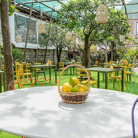فندق مبيت وإفطار Relais Correale & Garden