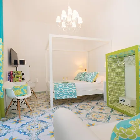 Relais Correale & Garden Bed & Breakfast 4*