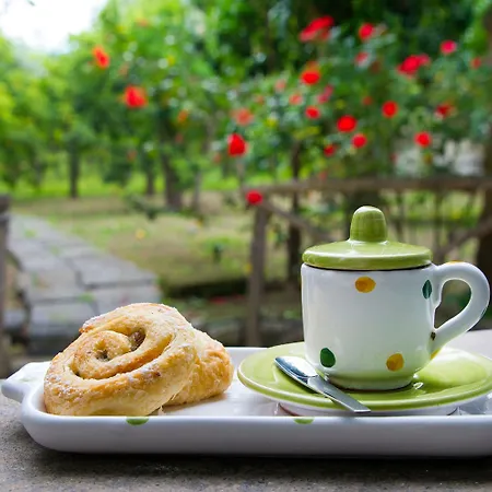 Frühstückspension Relais Correale & Garden 4*