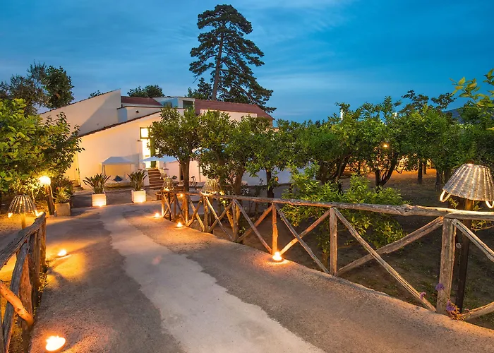 Relais Correale & Garden Bed and Breakfast