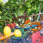 Relais Correale & Garden Bed & Breakfast Sorrento