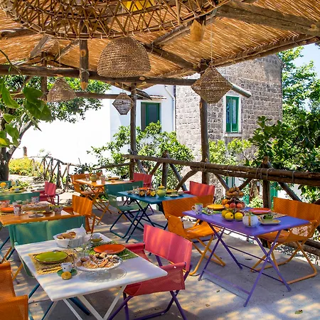 Bed & Breakfast Relais Correale & Garden 4*