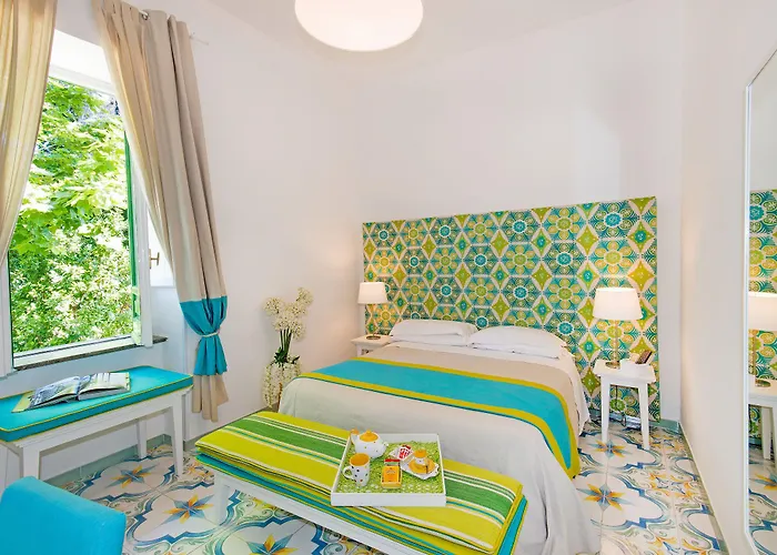 Relais Correale & Garden Bed & Breakfast 4*